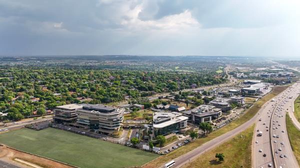 734 m² Office Space