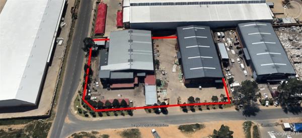 3 785  m² Industrial space