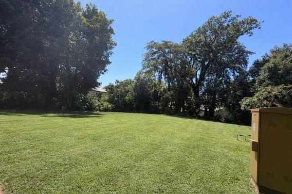 1 014 m² Land