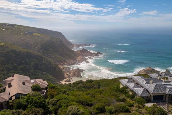 1 483 m² Land
