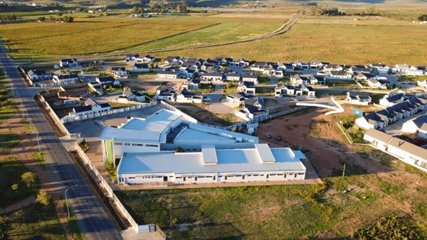 281 m² Land
