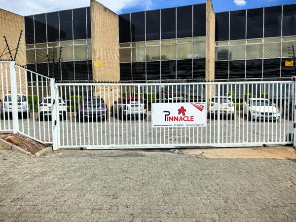 2 000 m² Commercial space