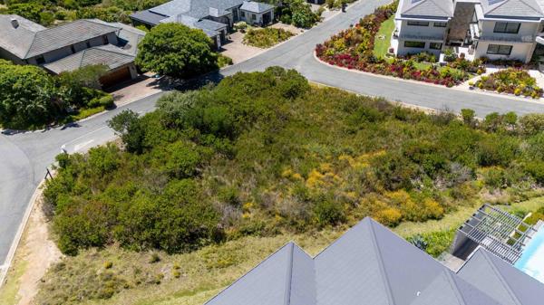 1 033 m² Land for sale in Pezula Golf Estate | T5411743 | Private Property