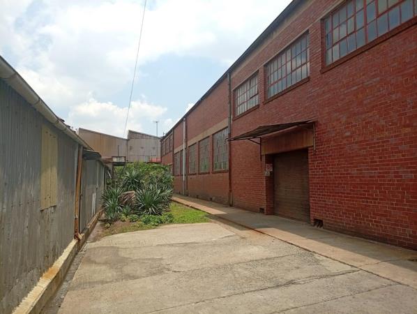 1 020 m² Industrial space