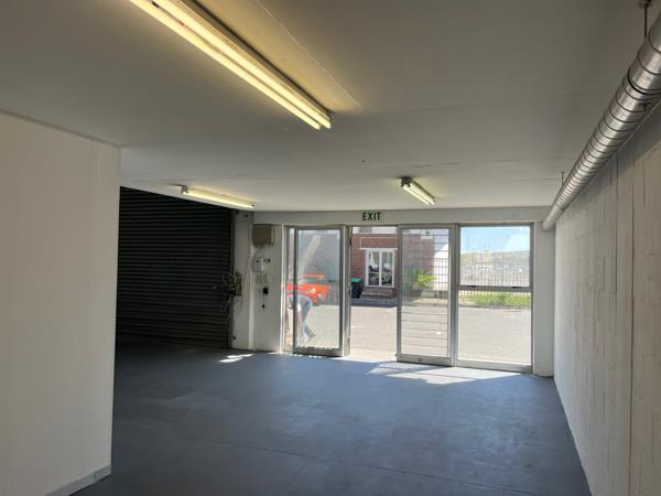 375 m² Industrial space