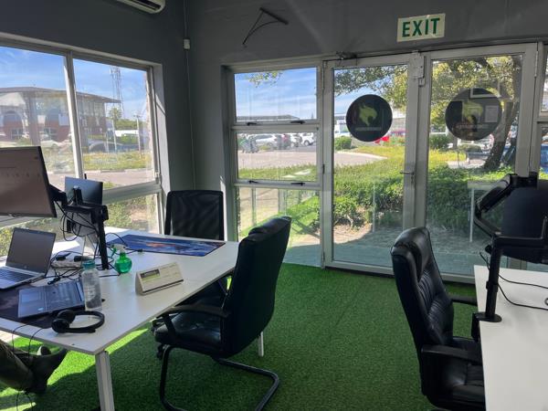 99.6 m² Office Space