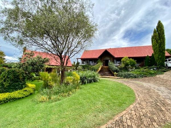 5 Bedroom House