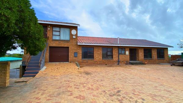 7 Bedroom House