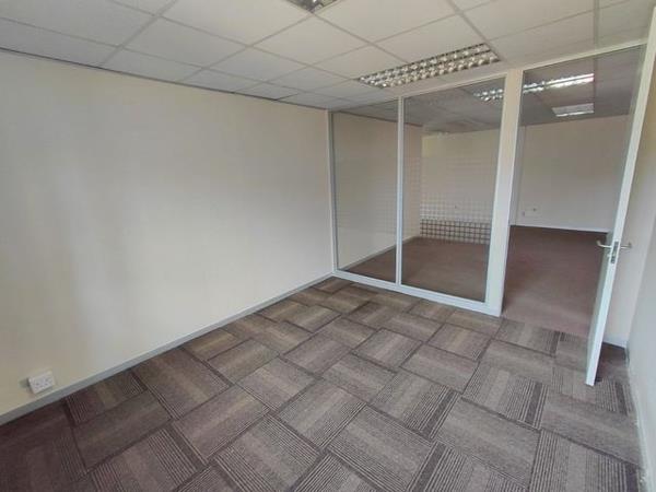 512.4  m² Commercial space