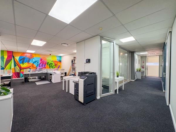 238  m² Commercial space