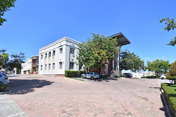 486 m² Commercial space