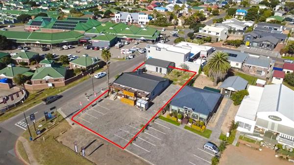 286  m² Retail Space