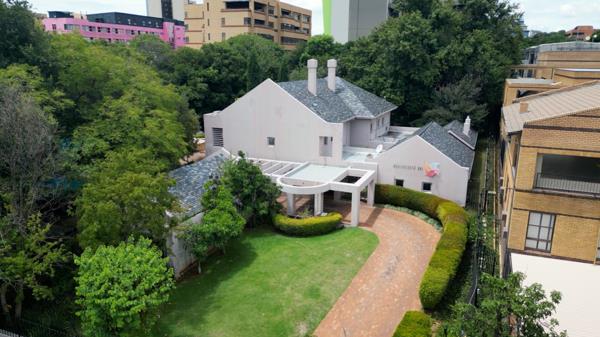 680 m² Retail Space