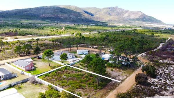 1 284 m² Land