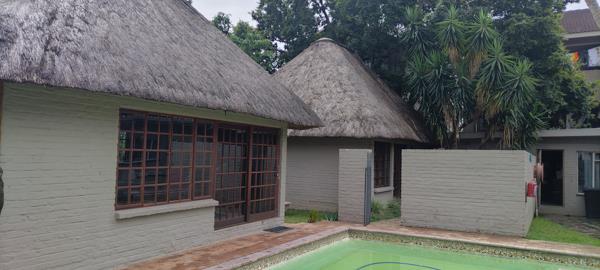 42  m² Commercial space