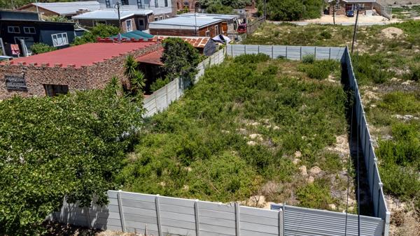 324 m² Land