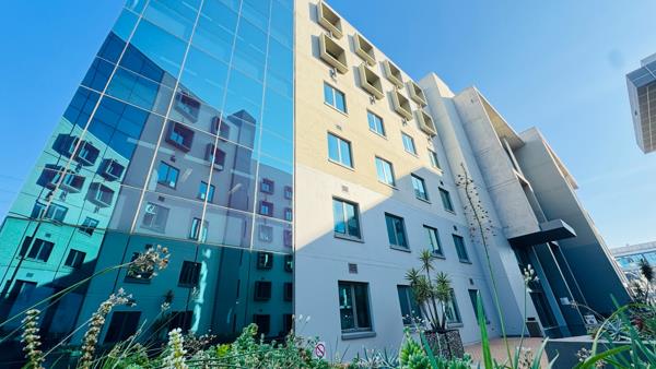 360  m² Office Space