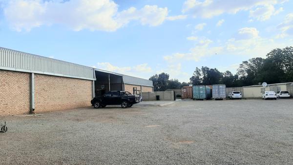 2 500  m² Industrial space