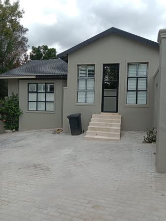 1 Bedroom Garden Cottage