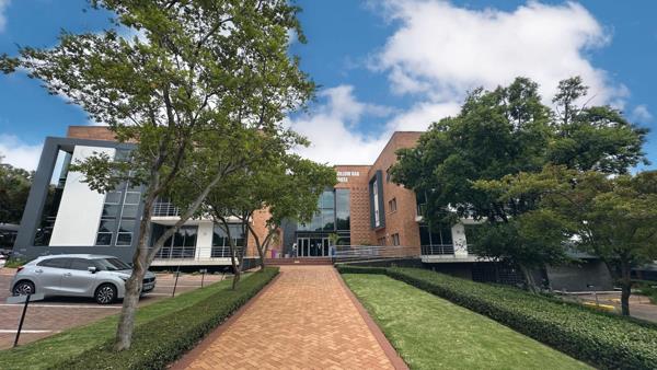 300  m² Office Space