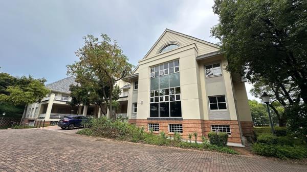 280  m² Office Space