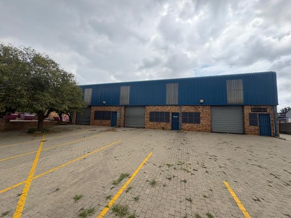396  m² Industrial space