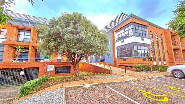 154  m² Office Space