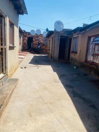 2 Bedroom House