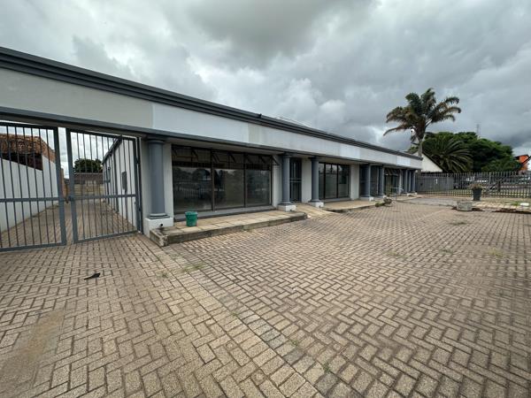 430  m² Commercial space