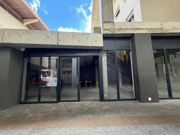 97.3 m² Retail Space