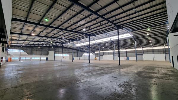4 332  m² Industrial space