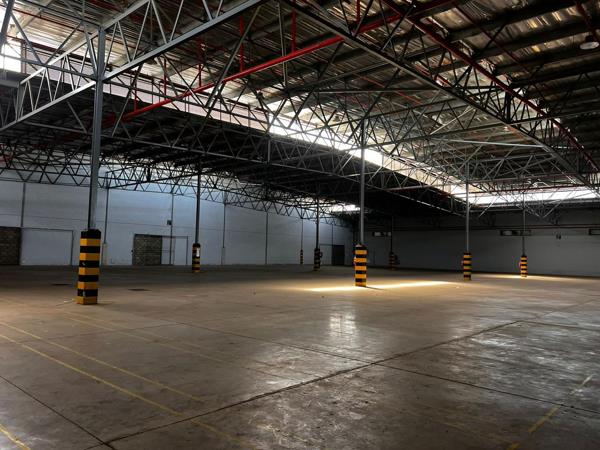 10 000  m² Industrial space