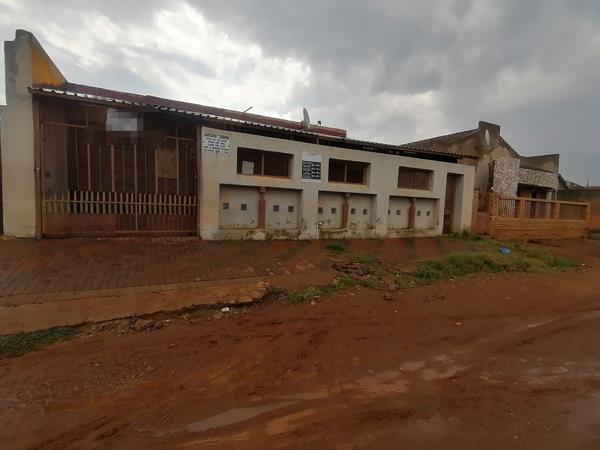 180  m² Commercial space