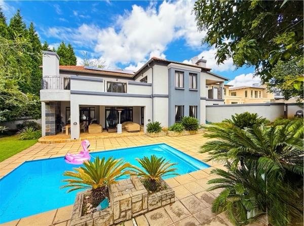 6 Bedroom House