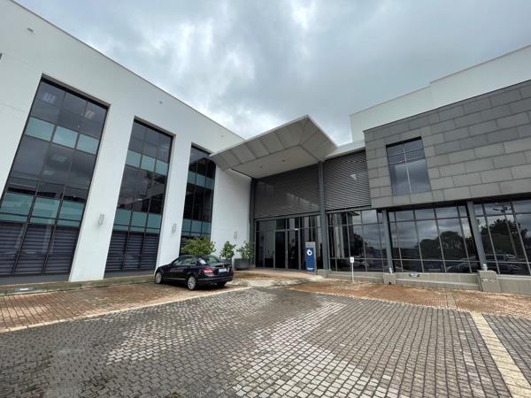 760  m² Commercial space