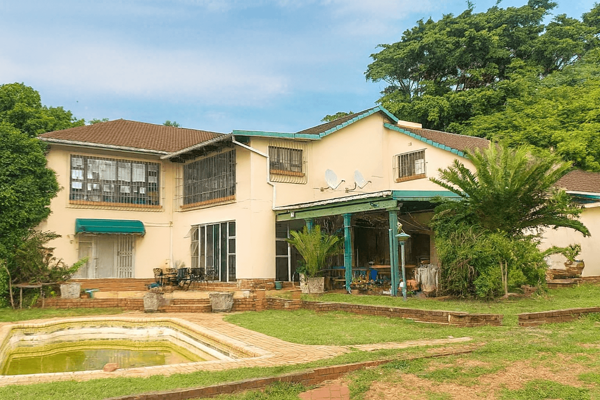 11 Bedroom House