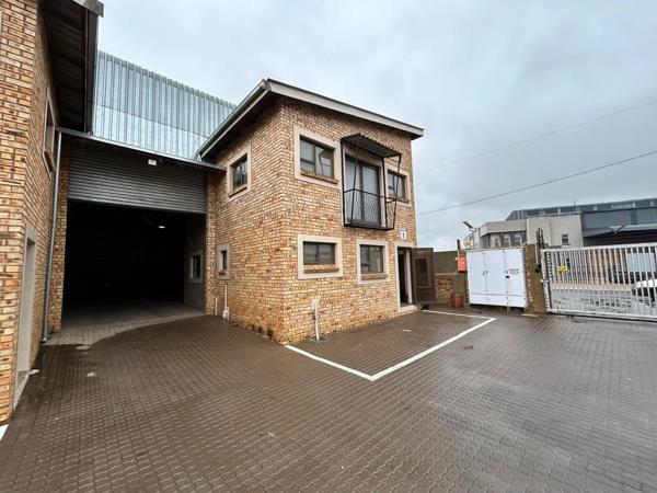 290 m² Industrial space