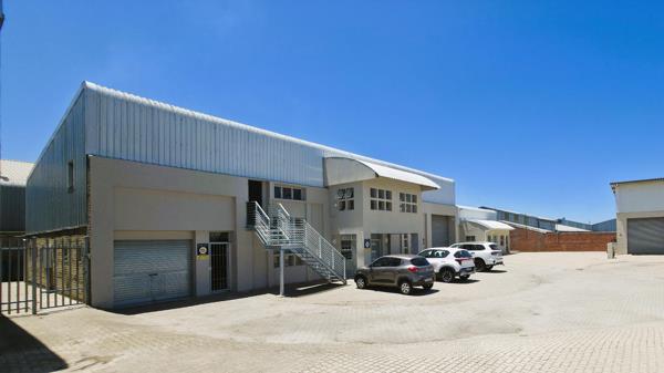 161  m² Commercial space
