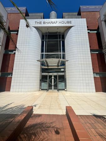 327  m² Commercial space