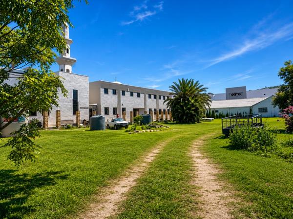 1 187 m² Land