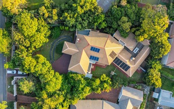 6 Bedroom House