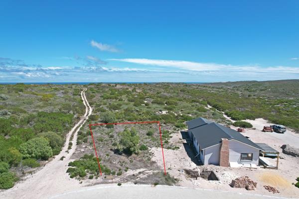 821 m² Land
