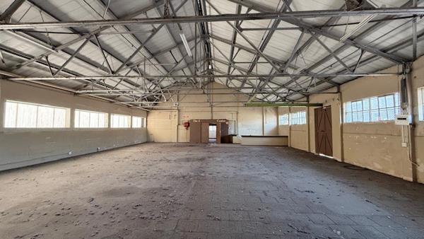 830  m² Industrial space