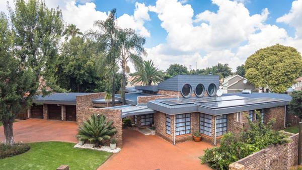 5 Bedroom House