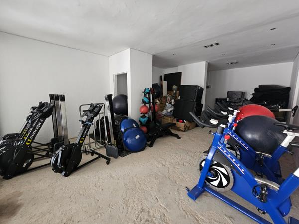 51.3  m² Retail Space