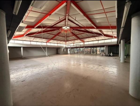 6 573  m² Industrial space