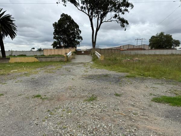 13 000  m² Industrial space