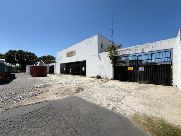 760  m² Industrial space
