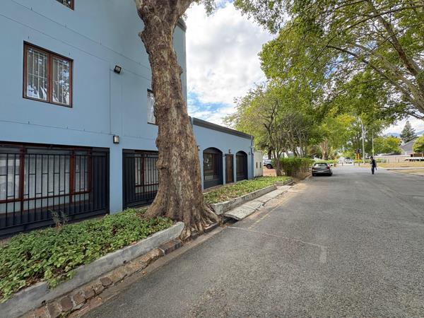 119  m² Commercial space