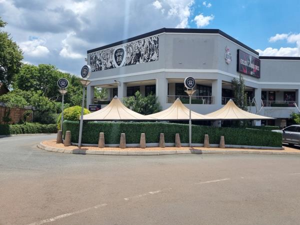 360 m² Retail Space